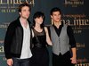 Thumb_pattinson_appearances_newmoonphotocallmadrid09_01