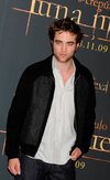 Thumb_pattinson_appearances_newmoonphotocallmadrid09_12