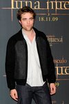 Thumb_pattinson_appearances_newmoonphotocallmadrid09_18