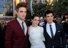 Thumb_pattinson_apperances_eclipsepremierela_016