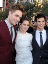 Thumb_pattinson_apperances_eclipsepremierela_019