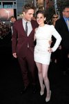 Thumb_pattinson_apperances_eclipsepremierela_048