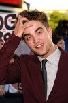 Thumb_pattinson_apperances_eclipsepremierela_089