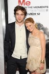 Thumb_pattinson_appearances_remembermepremnyc_001