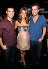 Thumb_pattinson_apperances_tca_041