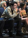 Thumb_pattinson_apperances_peopleschoice_2011_046