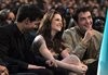 Thumb_pattinson_apperances_peopleschoice_2011_056