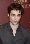 Thumb_pattinson_appearances_wfe_germany_photocall_001