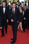 Thumb_pattinson_apperances_2012cannesfilmfestival_002