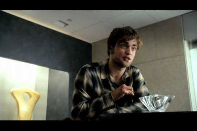 Normal_pattinson_films_remembermetrailer_17