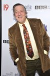 Thumb_fry_appearances_britweek10_01