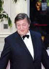 Thumb_fry_appearances_baftas_may07_01