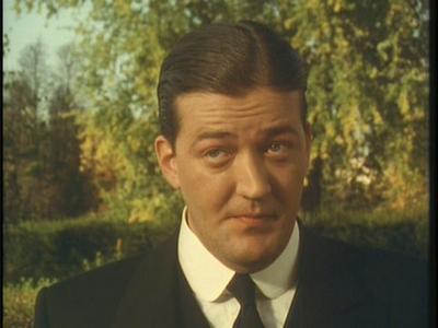 Normal_fry_television_jeevesandwooster_1x05_259