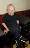 Thumb_troyer_appearances_tastemakers09_01
