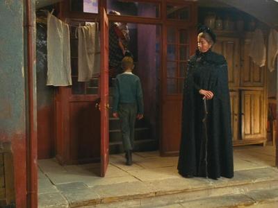 Normal_thompson_films_nannymcphee_145