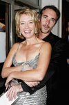 Thumb_thompson_appearances_strangerthanfictionpremlondon_06