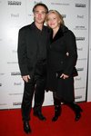 Thumb_thompson_appearances_lastchanceharveynycprem_01