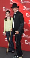 Thumb_henderson_appearances_lifeduringwartimepresscall09_08