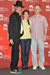 Thumb_henderson_appearances_lifeduringwartimepresscall09_09