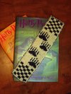Thumb_knitting_bookmarksbuttonsmagnets_hufflebookmark_ajoyce