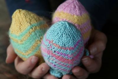 Normal_knitting_magicalcreatures_eggs_jimmybeanwool