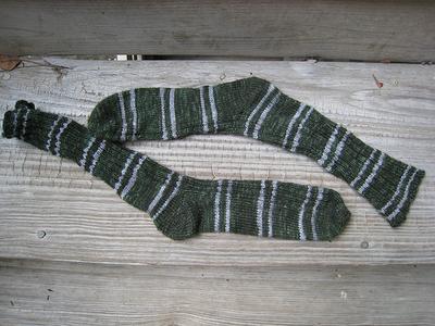 Normal_knitting_mugglewear_poaslythsocksc_wingsrising