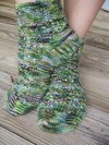 Thumb_knitting_mugglewear_gillyweedsocka_quietish