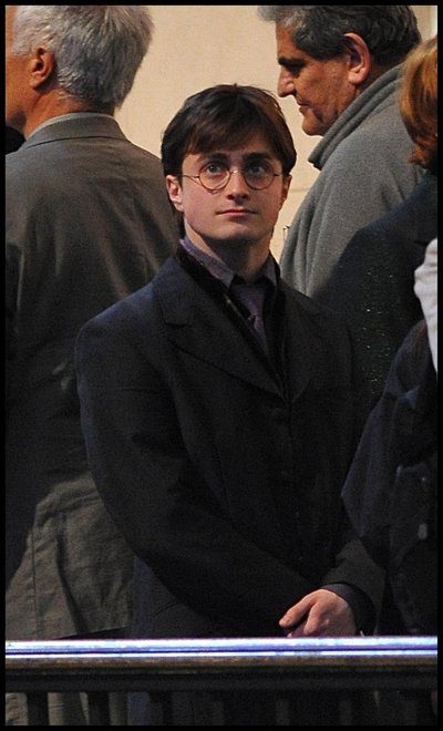 Normal_dh_behindthescenes_onset_113