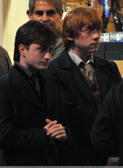 Normal_dh_behindthescenes_onset_123