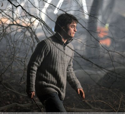 Normal_dh_behindthescenes_onset_08