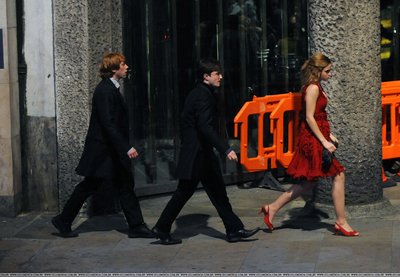 Normal_dh_behindthescenes_onset_84