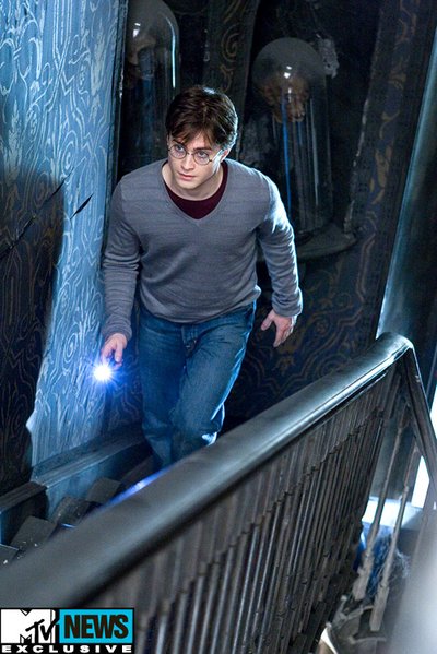 Normal_dh_stills_official_021