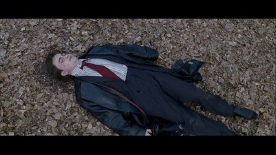 Normal_dhteaser_harryonground