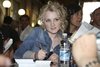 Thumb_film_dh_promo_signing_rome_10