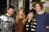Thumb_r-lonphoto-18
