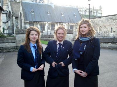 Normal_movies_hbp_filming_gloucestercathedral_21