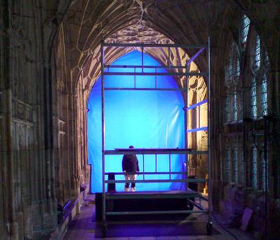 Normal_movies_hbp_filming_gloucestercathedral_24