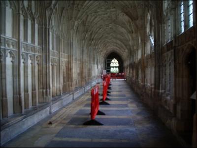 Normal_movies_hbp_filming_gloucestercathedral_55