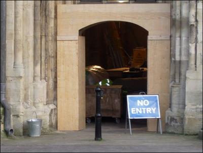 Normal_movies_hbp_gloucestercathedral_prep_009
