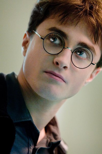Normal_halfbloodprince_officialstill_danradcliffenickmag_002