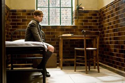 Normal_movies_halfbloodprince_officialhighres_youngtomriddleorphanage_002