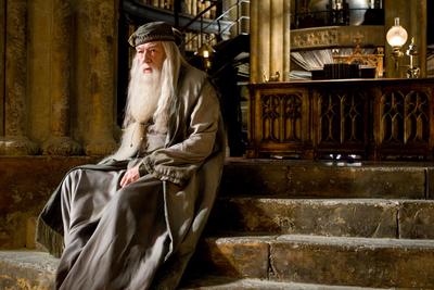 Normal_movies_officialhalfbloodprince_professordumbledore_006