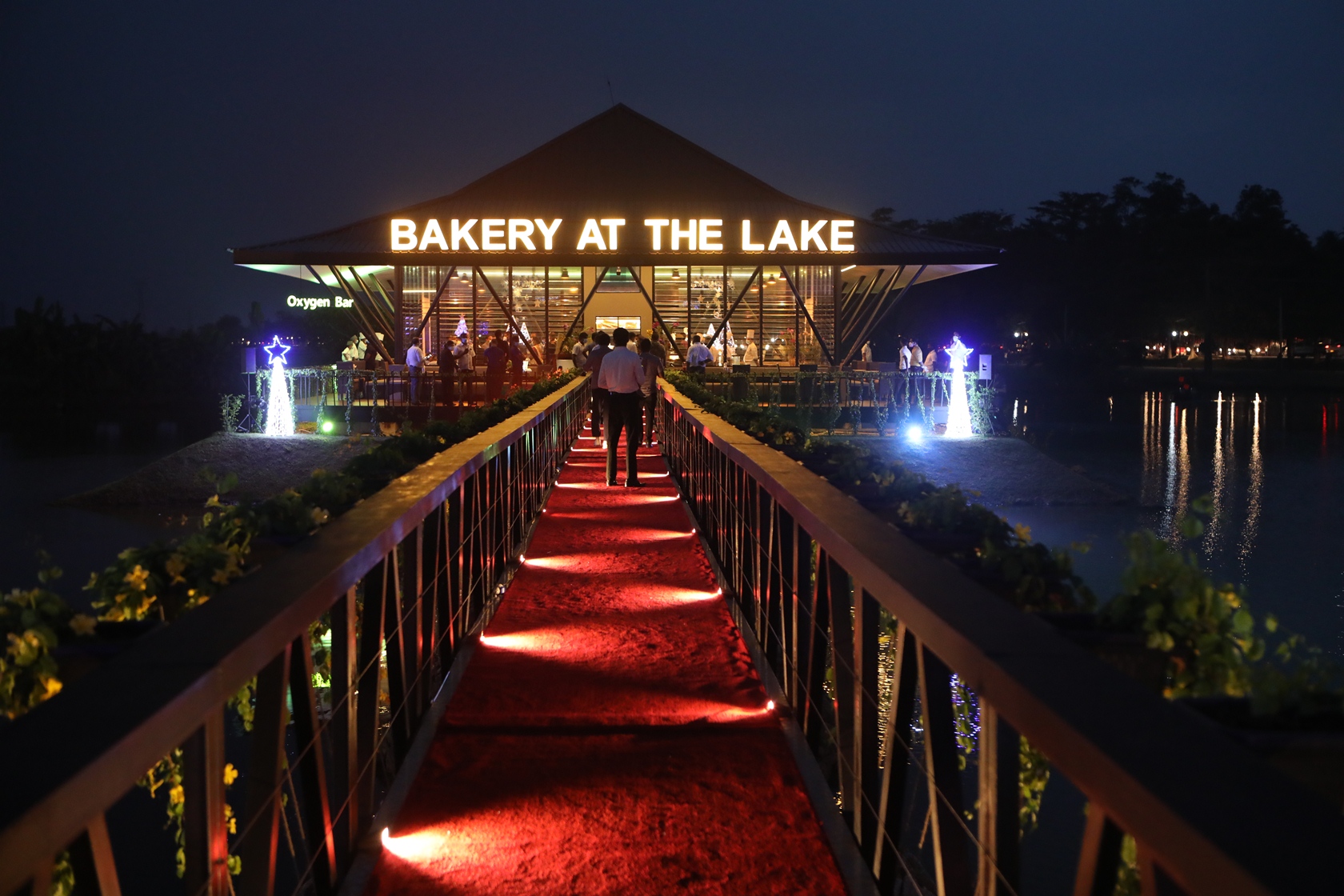 Bakery at the Lake Get your oxygen fix and a little something more