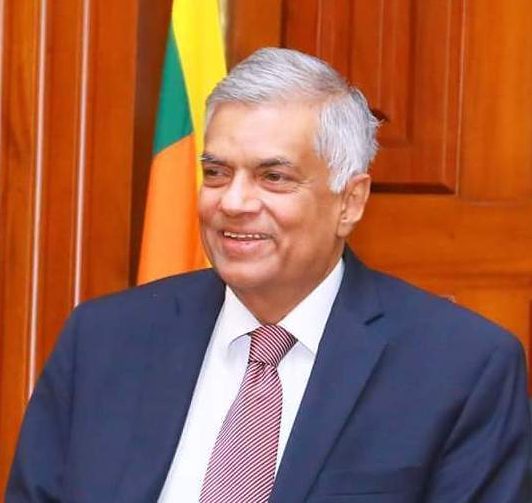 Sunny Side Up: Ranil visits Abhayarama