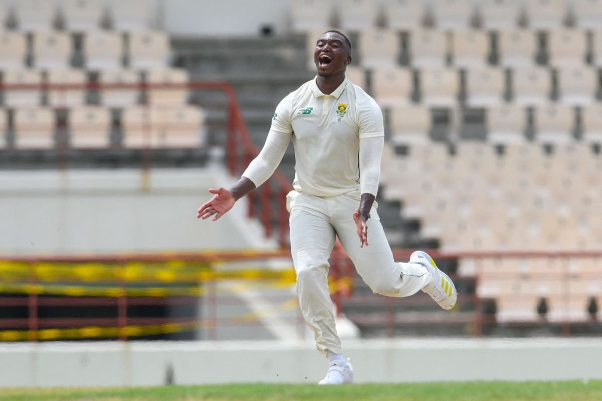 Foreign Sports News in Brief