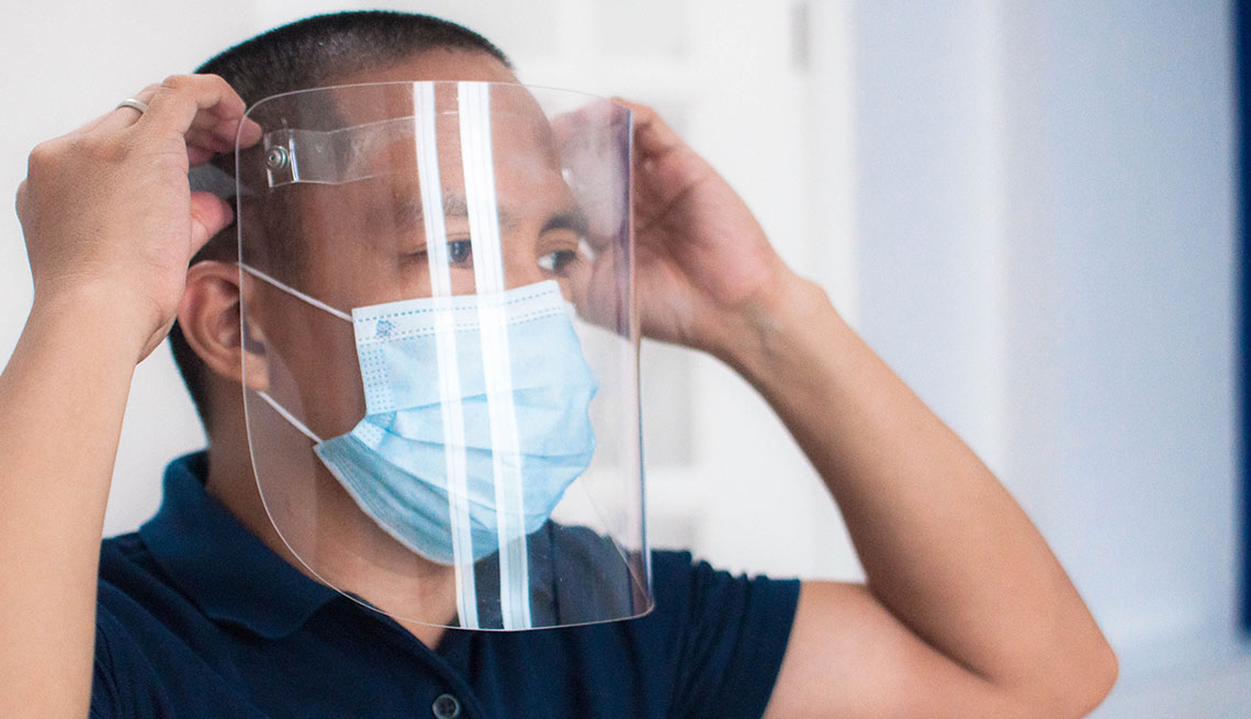 Face shields not face masks substitute – FHB