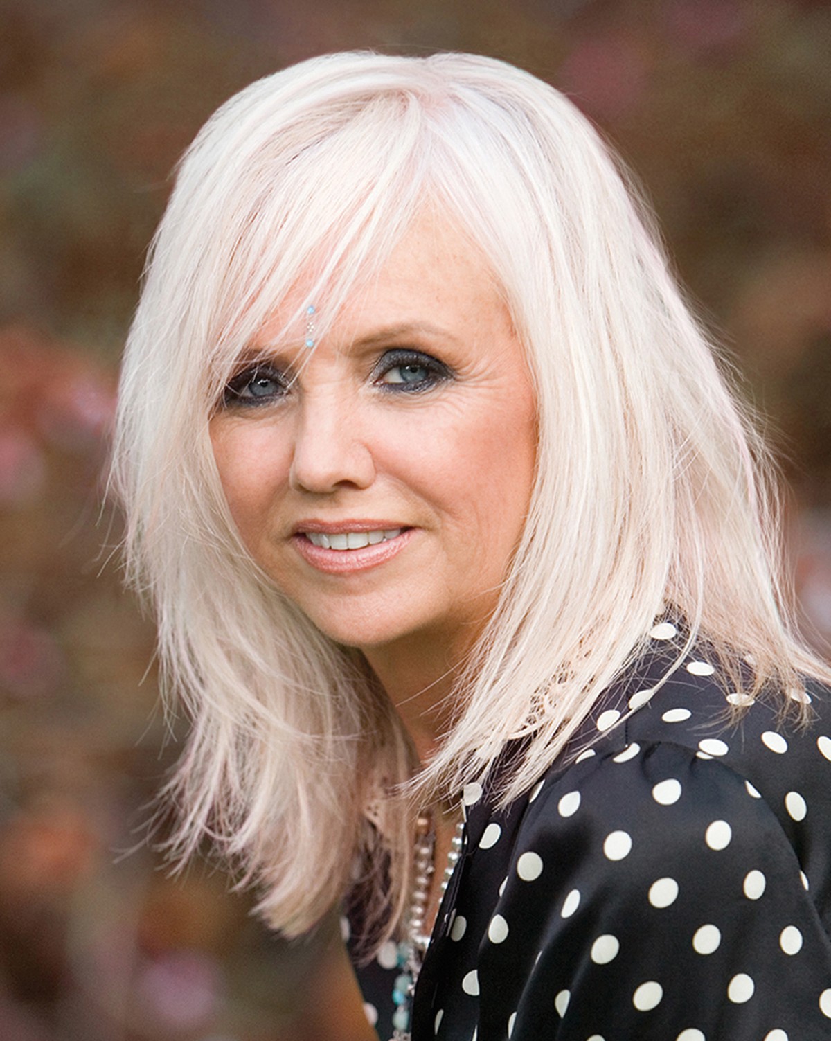 Revealed: The Jaw Dropping Net Worth Of Rhonda Byrne - lstsy1q
