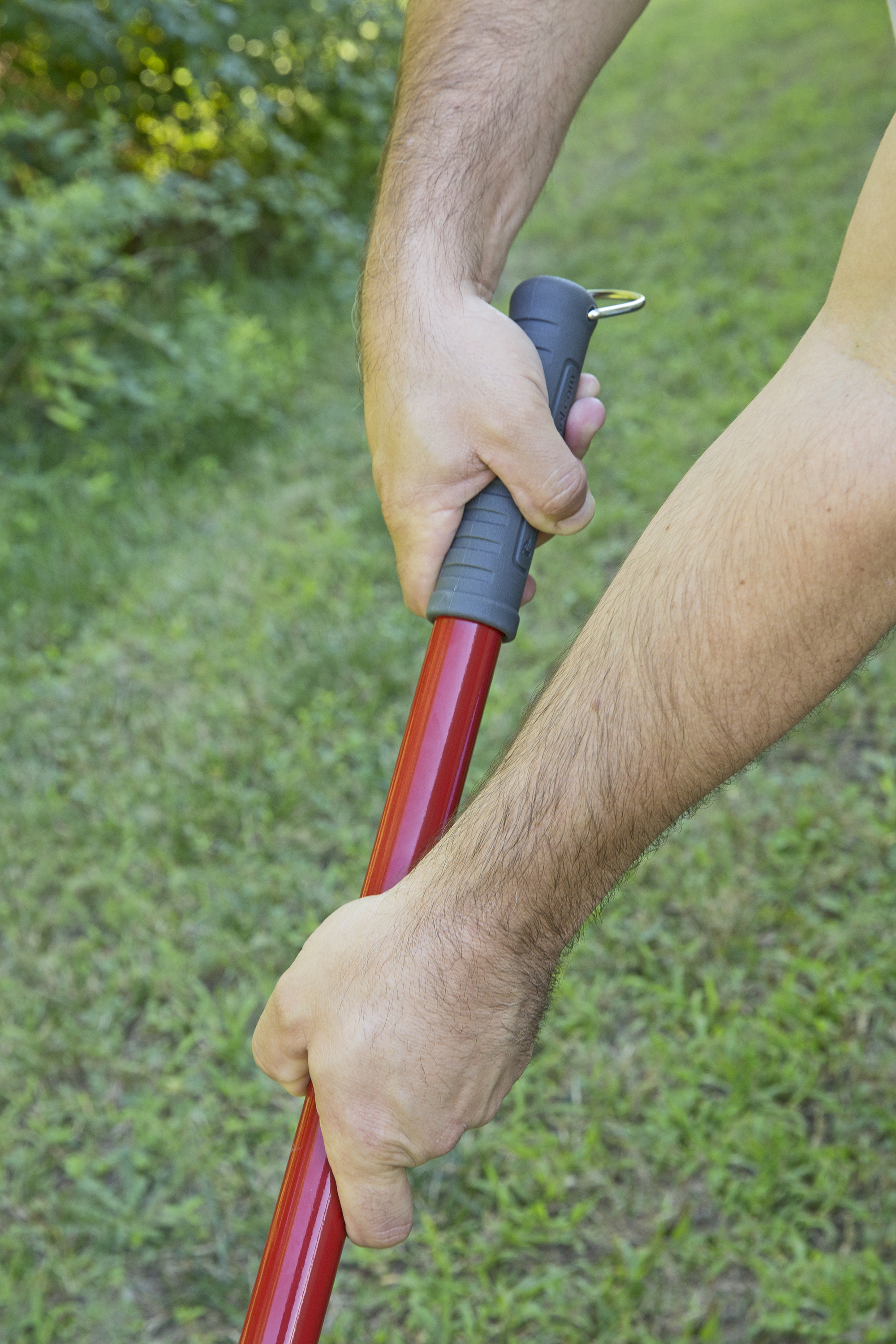 garden weasel medium nut gatherer