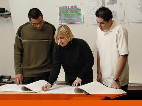Carol Post, principal in the Chicago office, with &rdquo;;shadowing&rdquo;; high school students Laurel Chavez, left, and Alfredo Gonzalez who spend a day learning the rhythm of work of design professionals. 