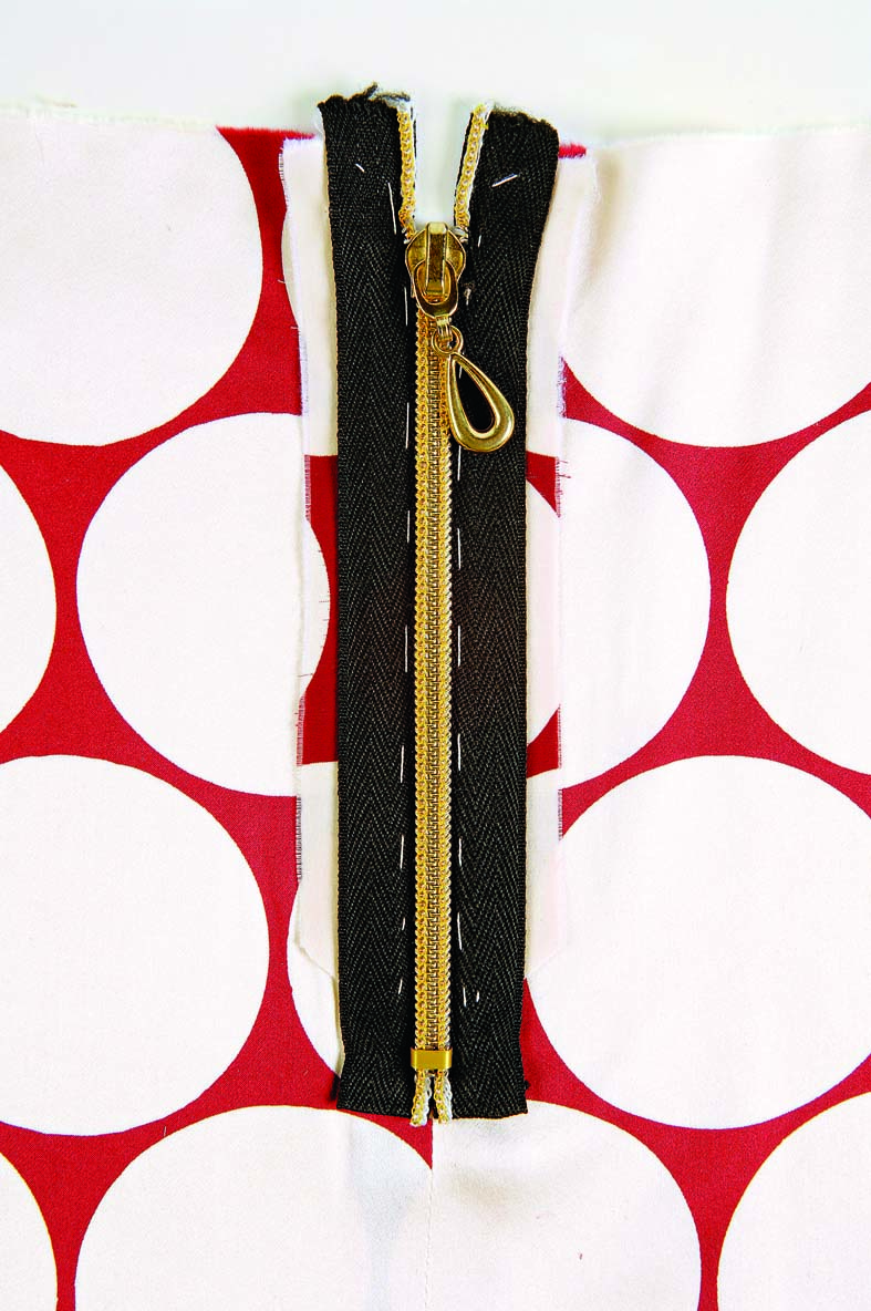 How to Sew an Exposed Zipper Threads